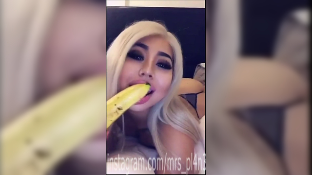 THICK ASIAN SLUT DIRTY TALK JOI