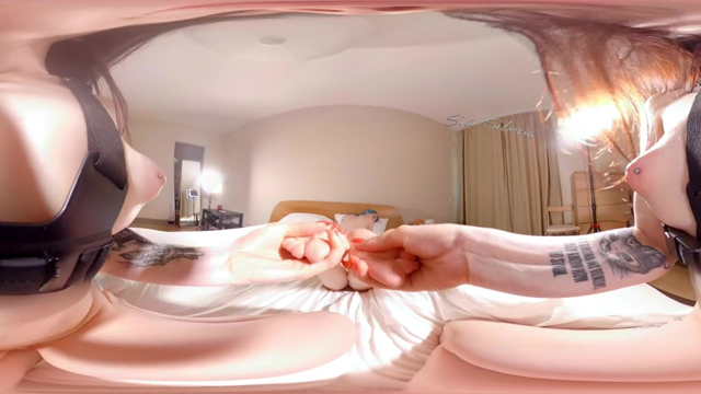 Sex two step sisters in bed VR 360 Little Reislin